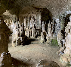 Pizzo Höhlen - Kalabrien