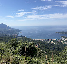 Panoramablick auf Becici
